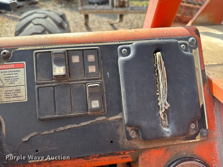 image for item EM3818 2003 Skytrak 8042 telehandler