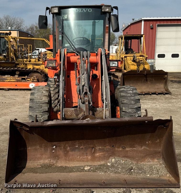 image for item EM3819 1994 Volvo L50B wheel loader