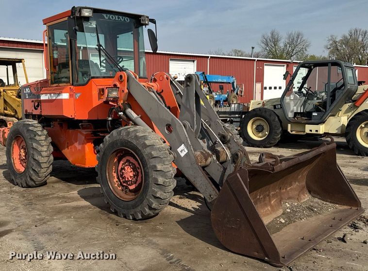 image for item EM3819 1994 Volvo L50B wheel loader