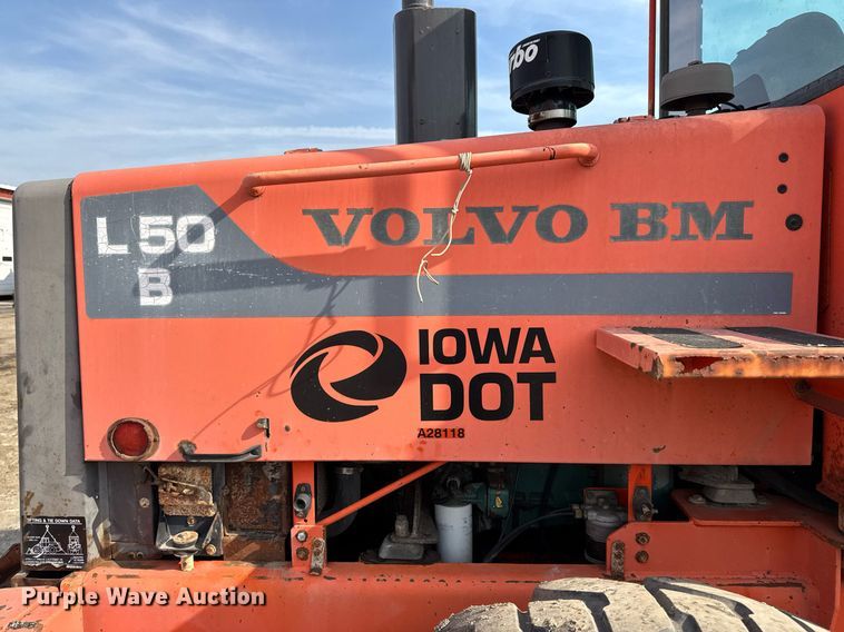 image for item EM3819 1994 Volvo L50B wheel loader