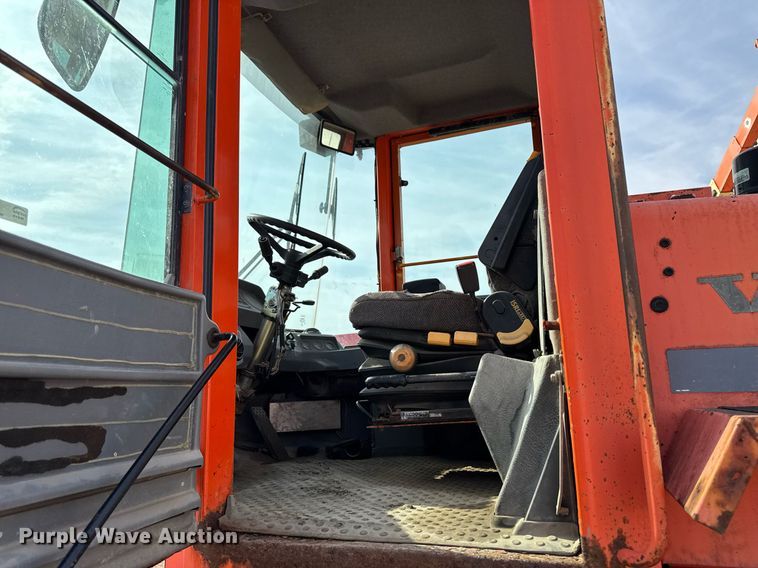 image for item EM3819 1994 Volvo L50B wheel loader