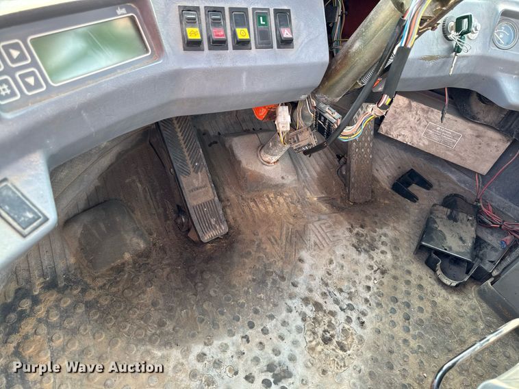 image for item EM3819 1994 Volvo L50B wheel loader