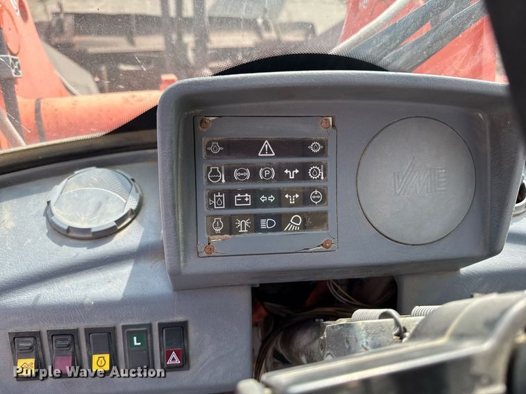 image for item EM3819 1994 Volvo L50B wheel loader