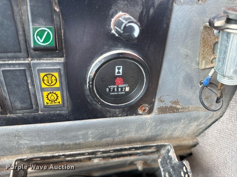 image for item EM3819 1994 Volvo L50B wheel loader