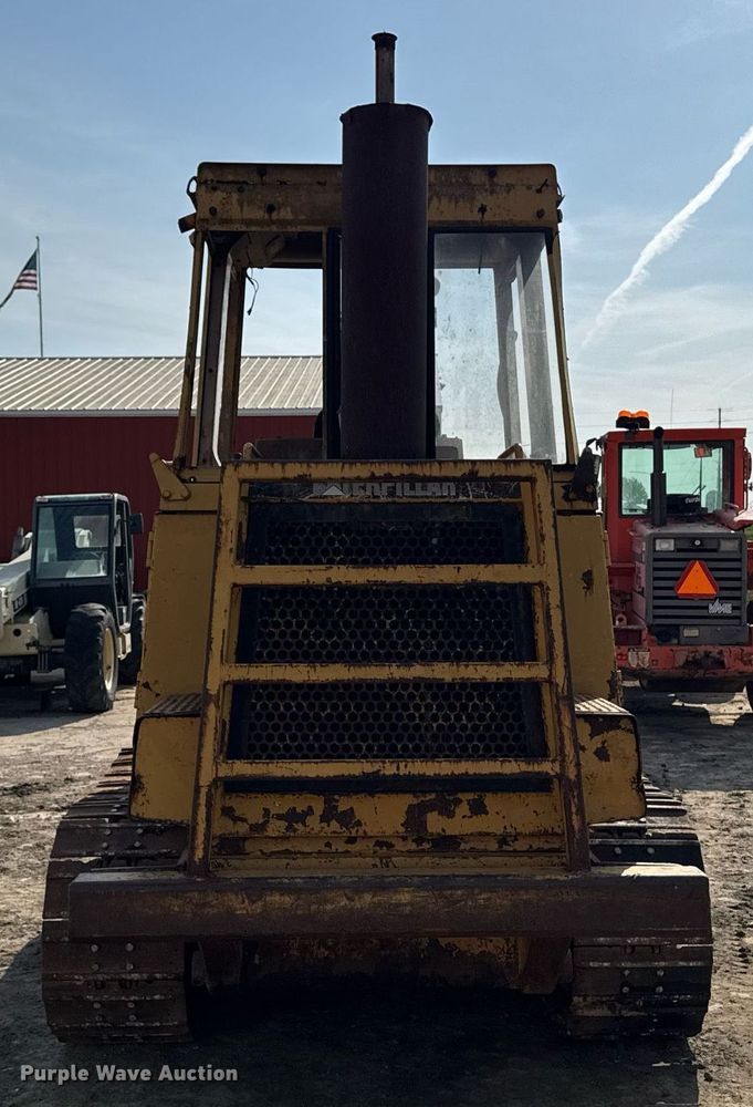 image for item EM3820 1983 Caterpillar 943  track loader