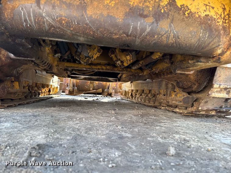 image for item EM3820 1983 Caterpillar 943  track loader