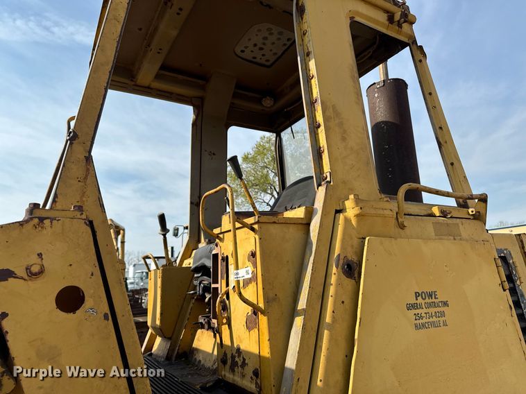 image for item EM3820 1983 Caterpillar 943  track loader