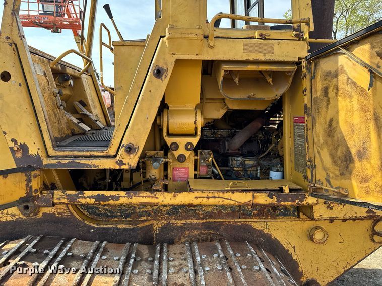 image for item EM3820 1983 Caterpillar 943  track loader