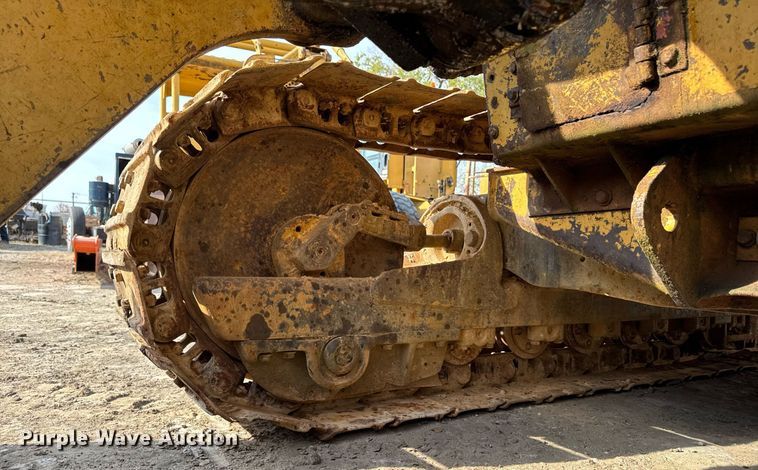 image for item EM3820 1983 Caterpillar 943  track loader