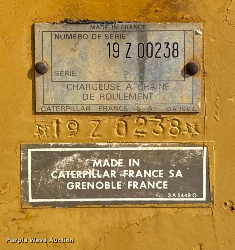 image for item EM3820 1983 Caterpillar 943  track loader
