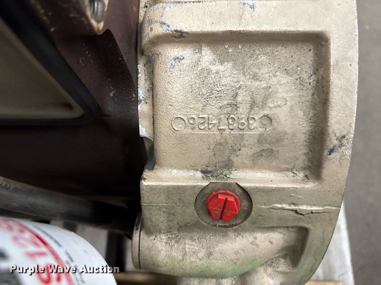 image for item EM3821 2000 Cummins B3.9-C engine