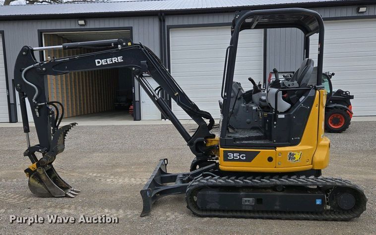 image for item EM6020 2021 John Deere 35G mini excavator