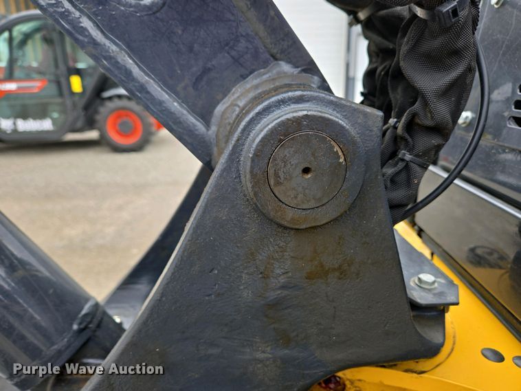 image for item EM6020 2021 John Deere 35G mini excavator