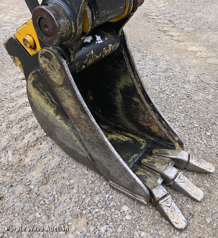 image for item EM6020 2021 John Deere 35G mini excavator