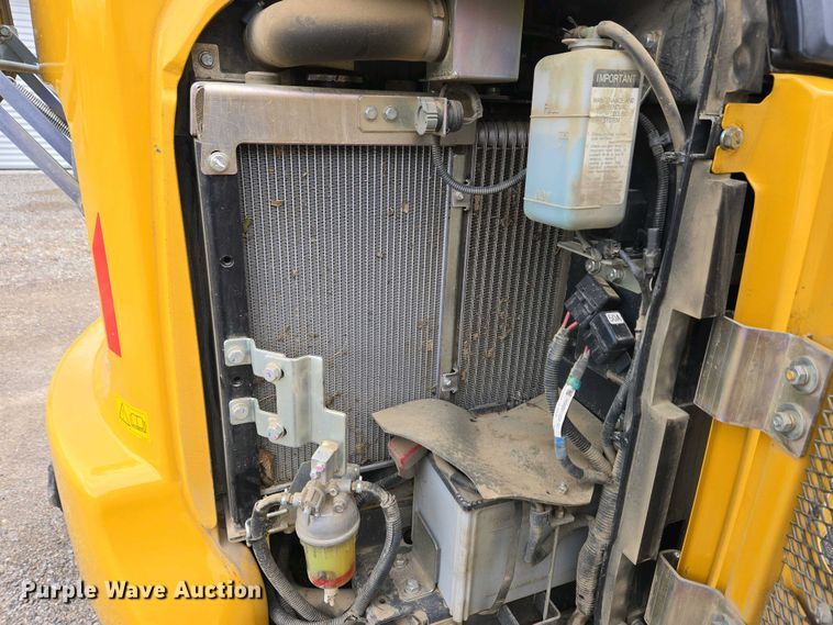 image for item EM6020 2021 John Deere 35G mini excavator