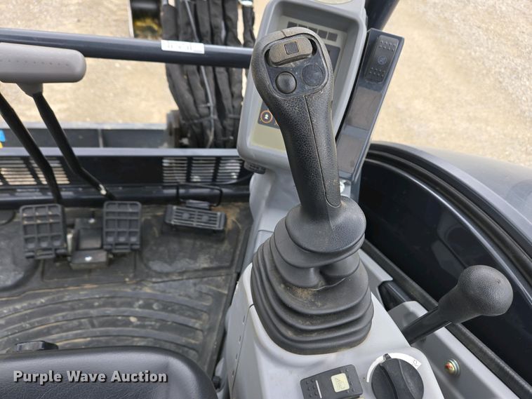 image for item EM6020 2021 John Deere 35G mini excavator