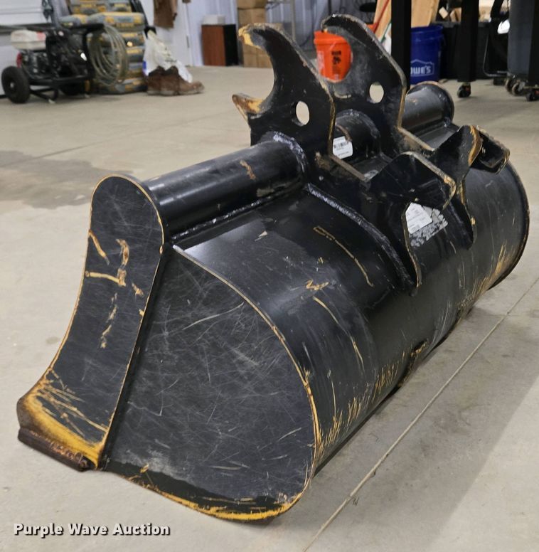 image for item EM6020 2021 John Deere 35G mini excavator