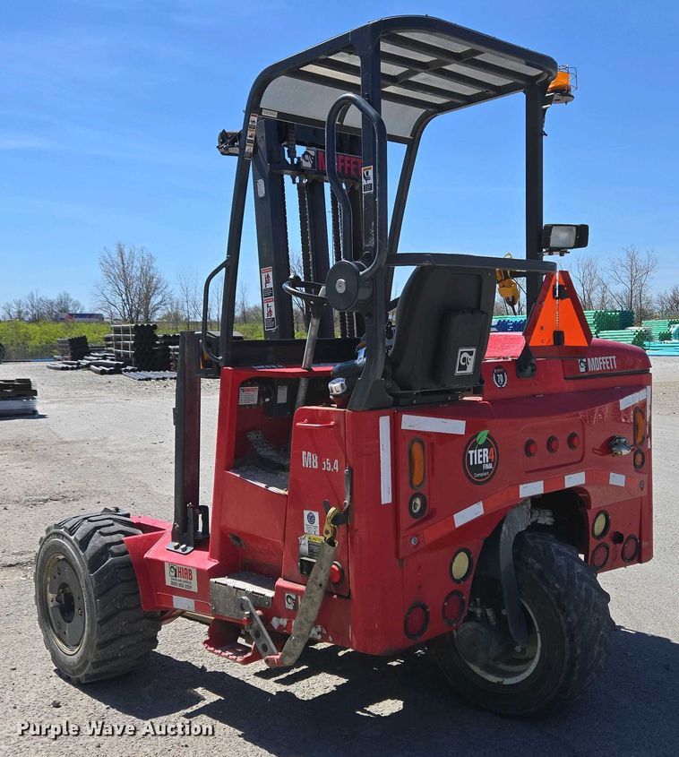 image for item EM6022 2015 Moffett M8 55.4 forklift