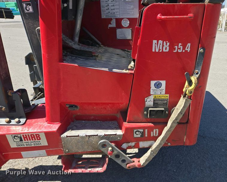 image for item EM6022 2015 Moffett M8 55.4 forklift