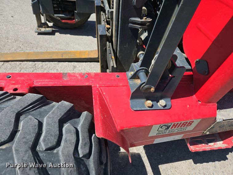 image for item EM6022 2015 Moffett M8 55.4 forklift