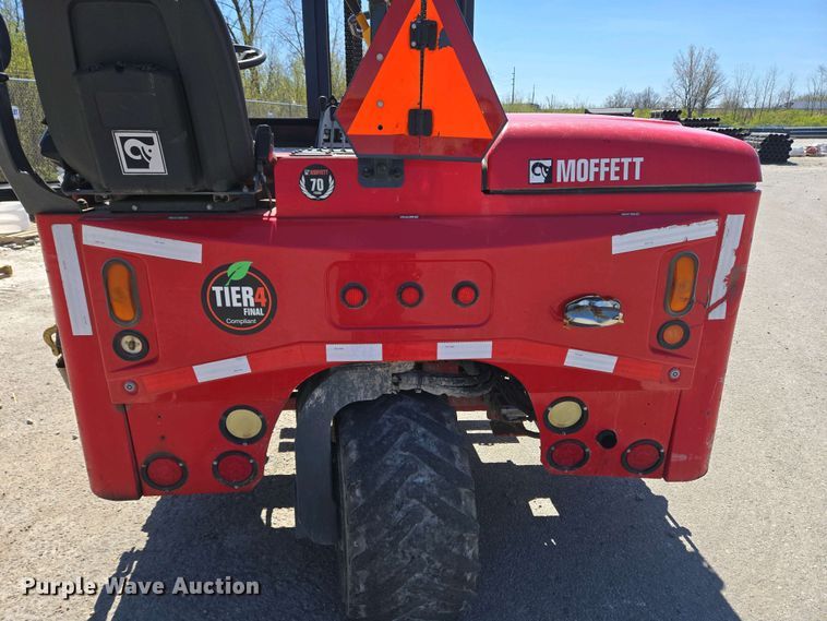 image for item EM6022 2015 Moffett M8 55.4 forklift