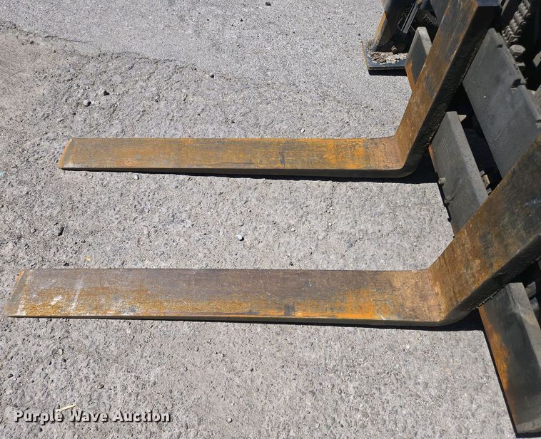 image for item EM6022 2015 Moffett M8 55.4 forklift