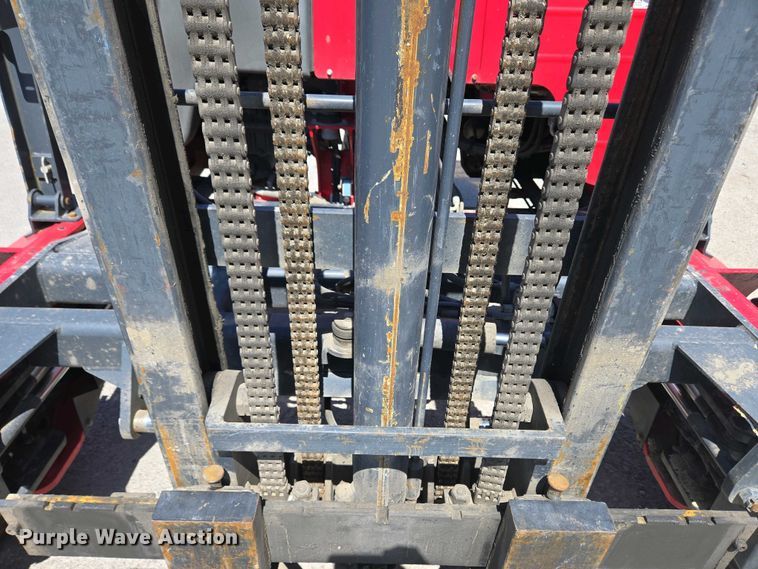 image for item EM6022 2015 Moffett M8 55.4 forklift