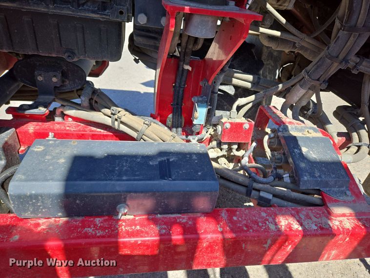 image for item EM6022 2015 Moffett M8 55.4 forklift