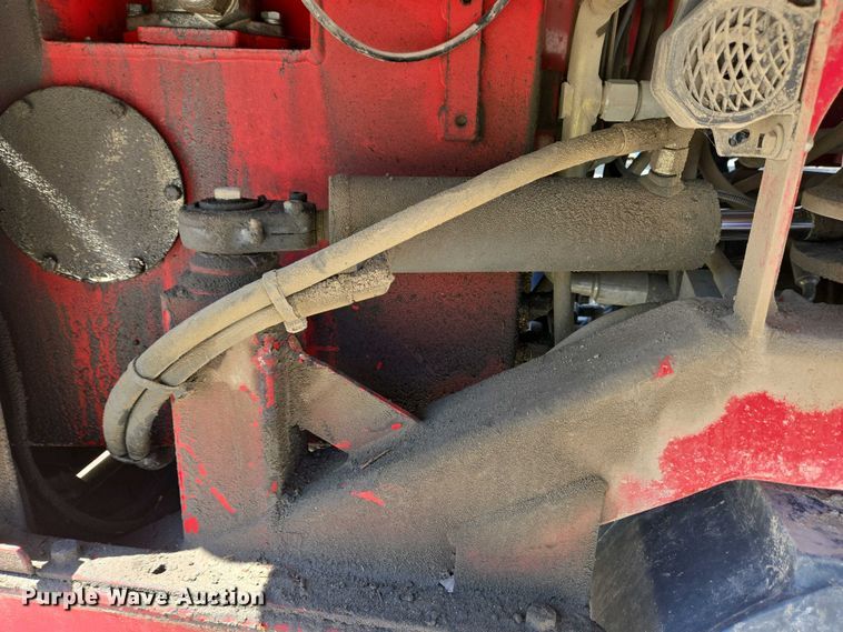 image for item EM6022 2015 Moffett M8 55.4 forklift