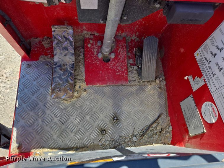 image for item EM6022 2015 Moffett M8 55.4 forklift