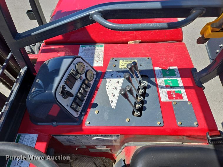 image for item EM6022 2015 Moffett M8 55.4 forklift