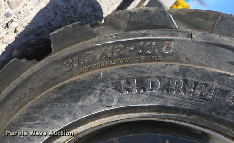 image for item EM6022 2015 Moffett M8 55.4 forklift