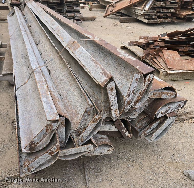 image for item EM7046 Approximately 18 high-back concrete forms 