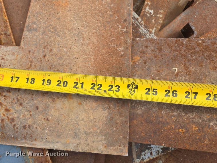 image for item EM7047 Concrete curb form brackets 