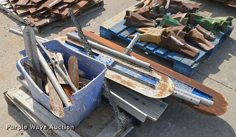 image for item EM7049 Concrete tools 