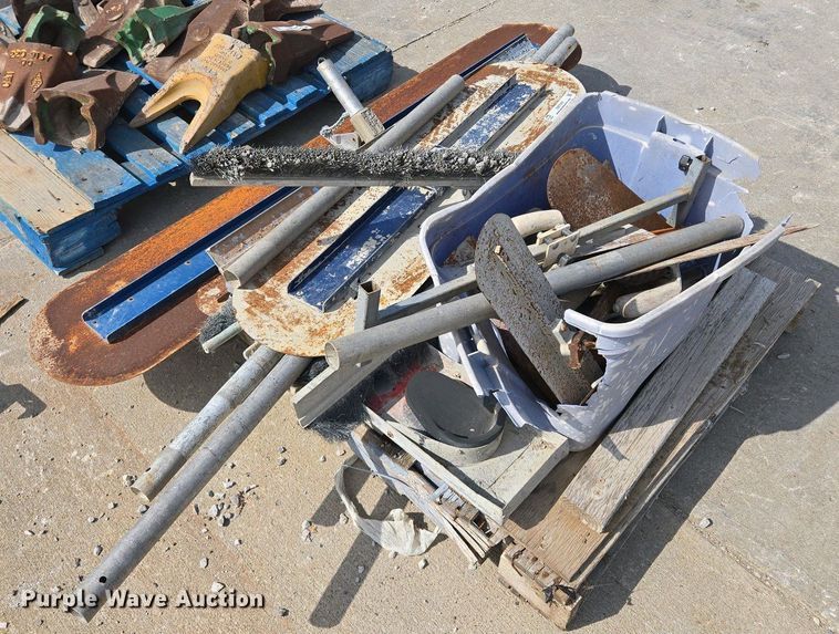 image for item EM7049 Concrete tools 