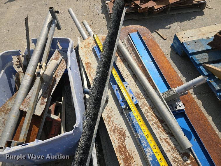 image for item EM7049 Concrete tools 