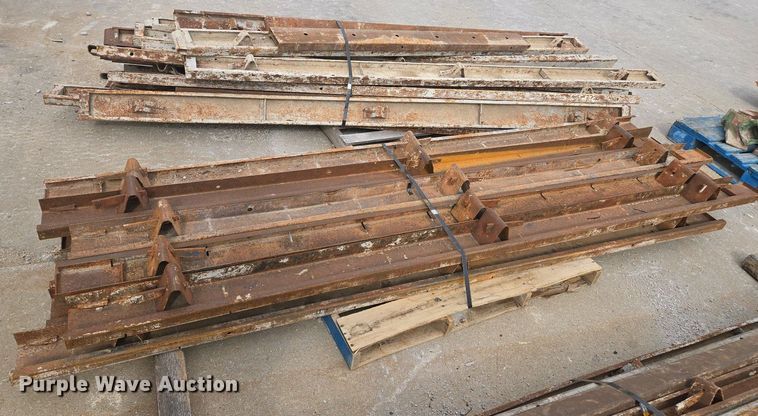 image for item EM7050 Approximately 25 concrete forms