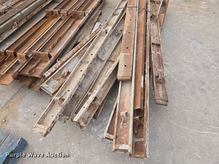 image for item EM7050 Approximately 25 concrete forms