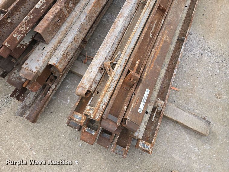 image for item EM7051 Approximately 50 concrete forms