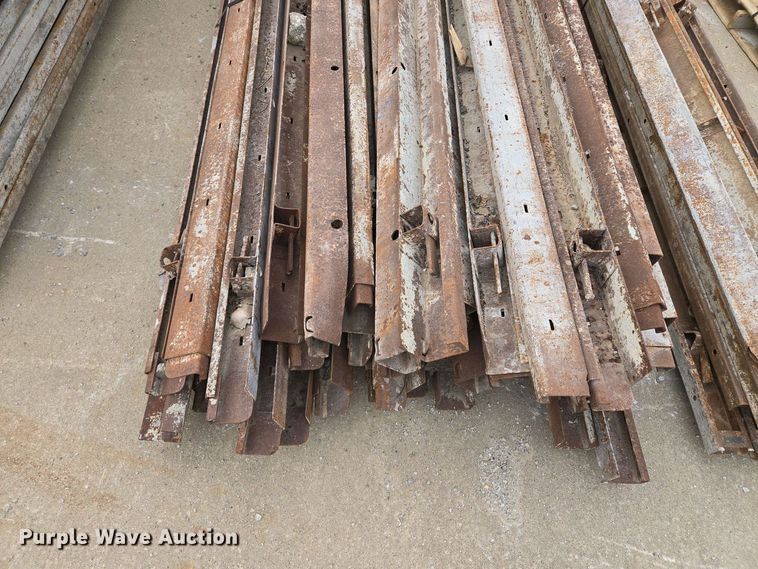 image for item EM7051 Approximately 50 concrete forms