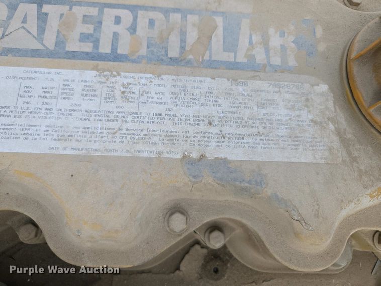 image for item EM7055 1999 GMC T7500 utility / service truck