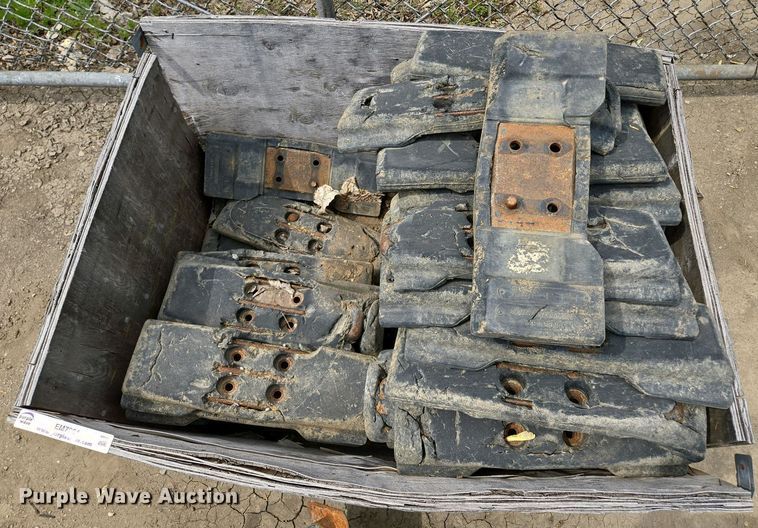 image for item EM7064 Bridgestone GE450BS  skid steer track pads 