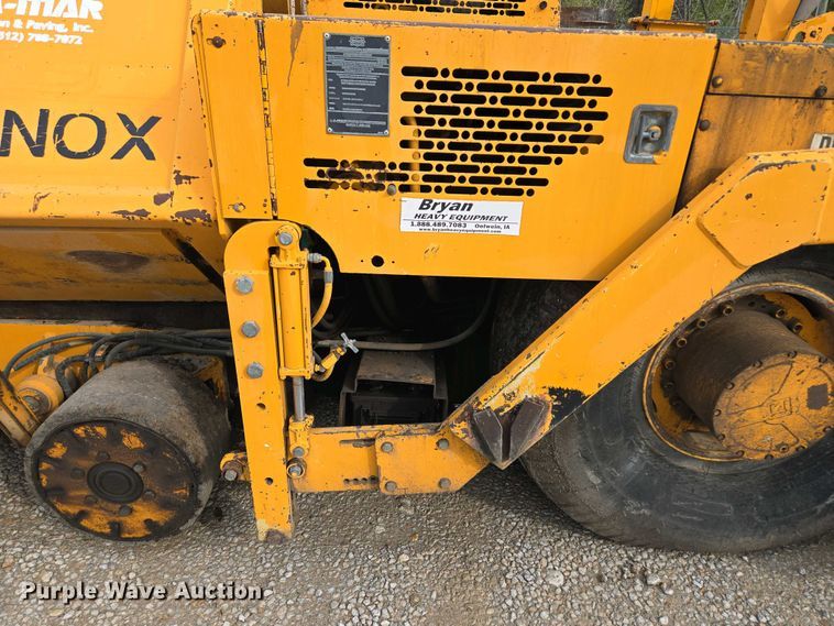 image for item EM7070 1999 Blaw-Knox  PF-3172 paver