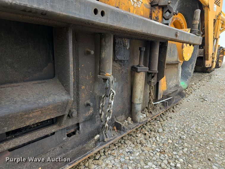 image for item EM7070 1999 Blaw-Knox  PF-3172 paver