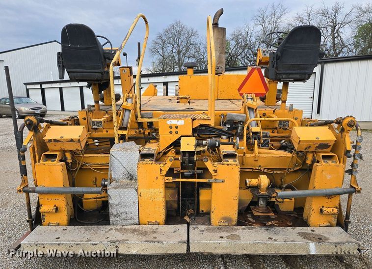 image for item EM7070 1999 Blaw-Knox  PF-3172 paver