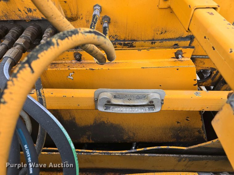 image for item EM7070 1999 Blaw-Knox  PF-3172 paver