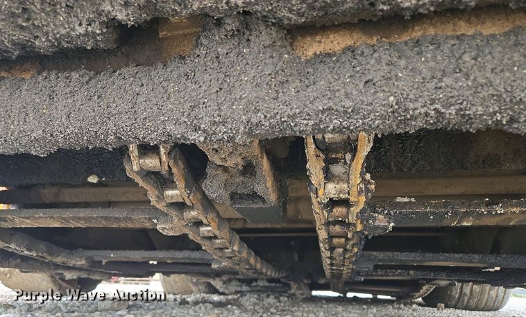 image for item EM7070 1999 Blaw-Knox  PF-3172 paver