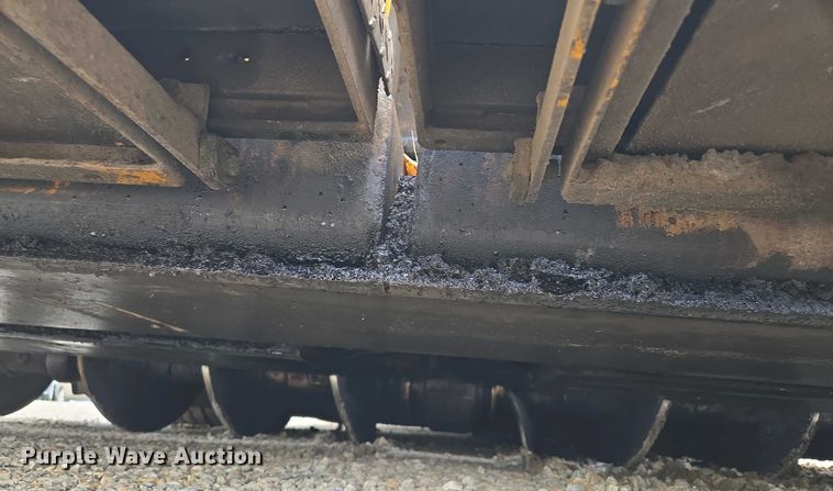 image for item EM7070 1999 Blaw-Knox  PF-3172 paver