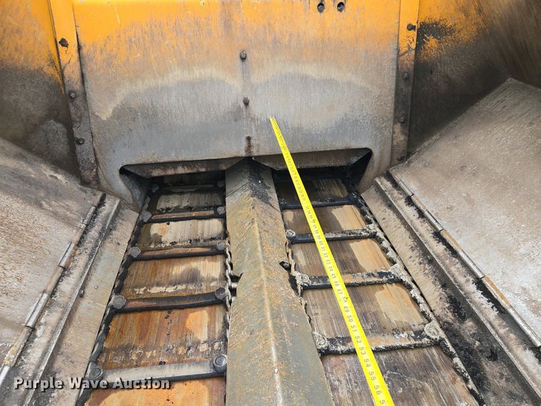 image for item EM7070 1999 Blaw-Knox  PF-3172 paver